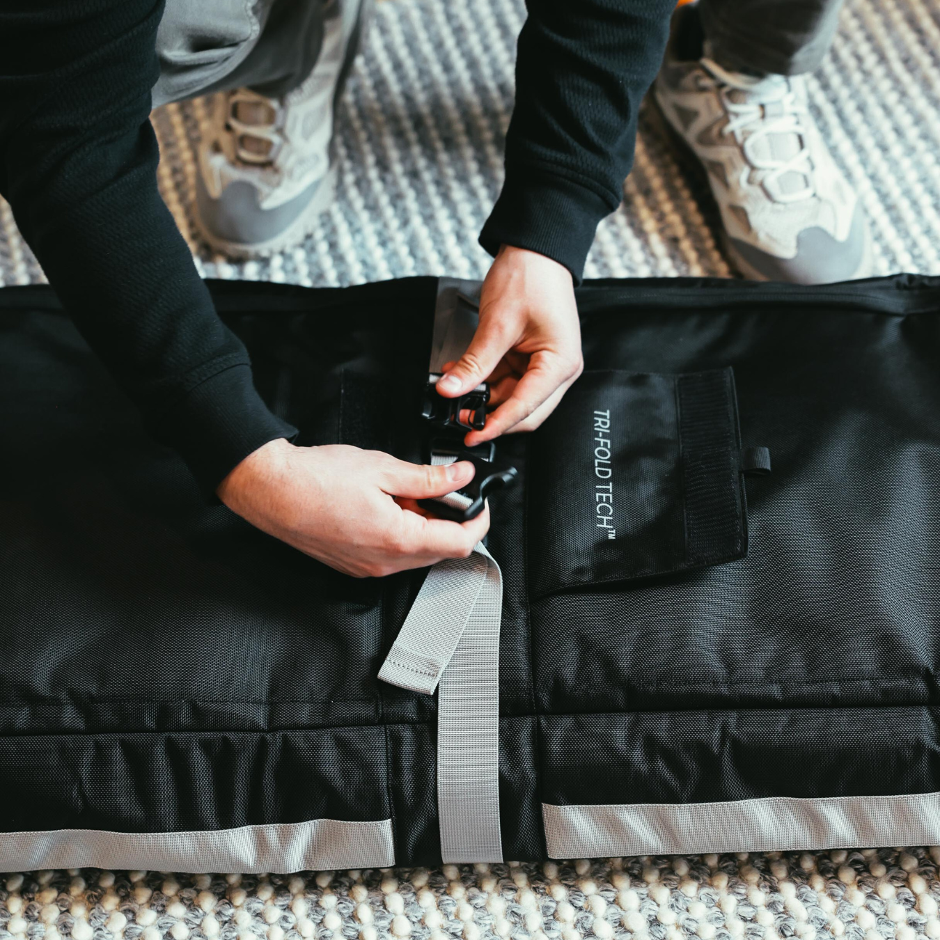 The Tri-Fold  (Pre-Order)
